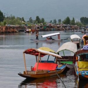 Kashmir City Information: Best Tourist Places, Climate, Hotels & ATMs in Kashmir