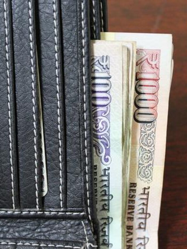wallet-946930_640