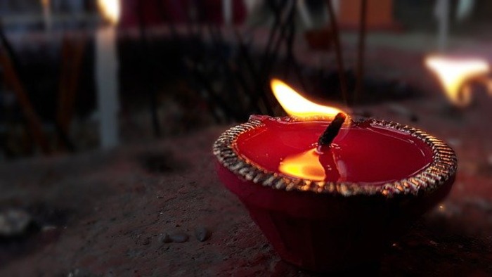 Diwali 2022: दिवाली के दिन भूलकर भी न करें ये 8 काम, होगा बुरा परिणाम….