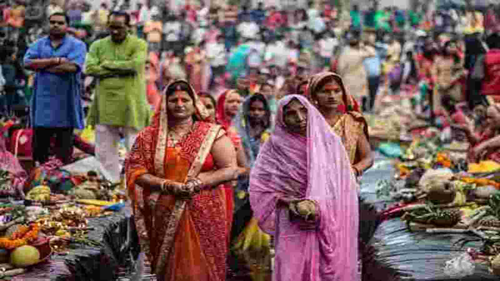 Chhath Puja 2023: छठ पूजा पर अपनों को इन बधाई संदेशों के जरिए दें शुभकामनाएं Chhath Puja 2022 Wishes: छठ पूजा पर अपनों को इन बधाई संदेशों के जरिए दें शुभकामनाएं (Image Source: Pixabay)
