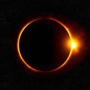 Surya Grahan 2022: साल का आखिरी सूर्य ग्रहण आज, जानें इस दौरान क्या करें और क्या नहीं? (Image Source: Pixabay)
