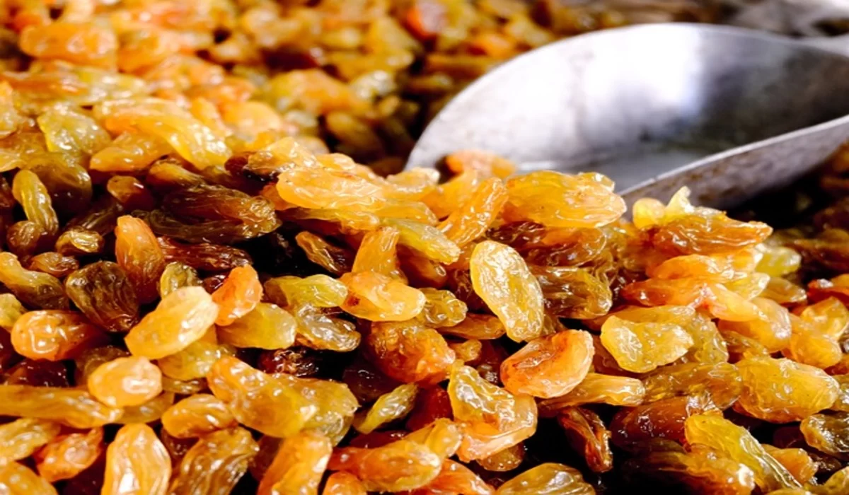 Raisins health benefits: क्या आपको भी भूख नहीं लगती, तो अपनाएं ये चमत्कारी नुस्खा (Image Source: Pixabay)