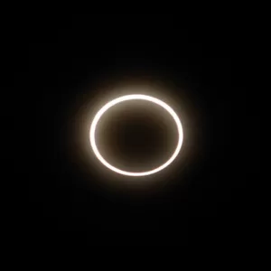 Surya Grahan 2023 सूर्य ग्रहण कब है जानें तारीख और समय (Image Credit: Pixabay)
