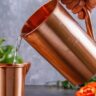 Copper Water Benefits: तांबे का पानी पीने के 17 फायदे, जो हर किसी को जानना चाहिए (Image Source: Social)